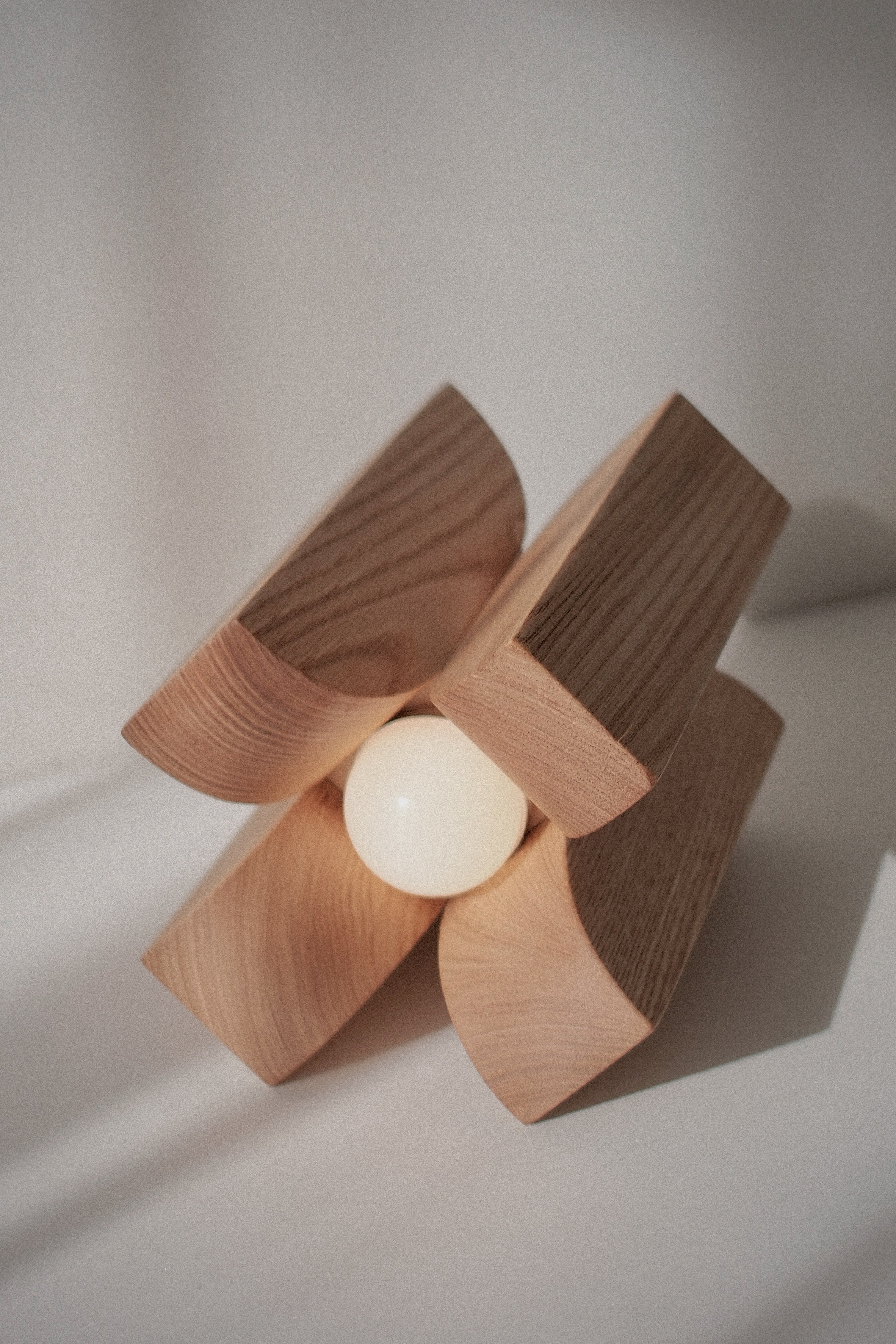 NATURA Flower Wireless Light