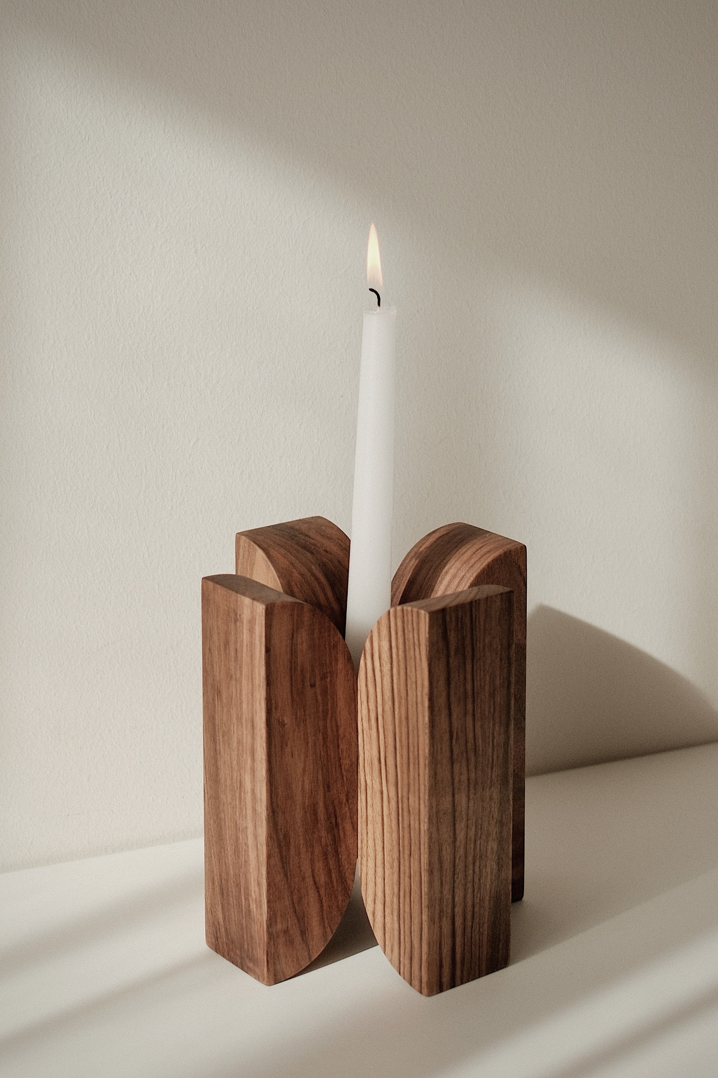 NATURA Flower Candle Holder
