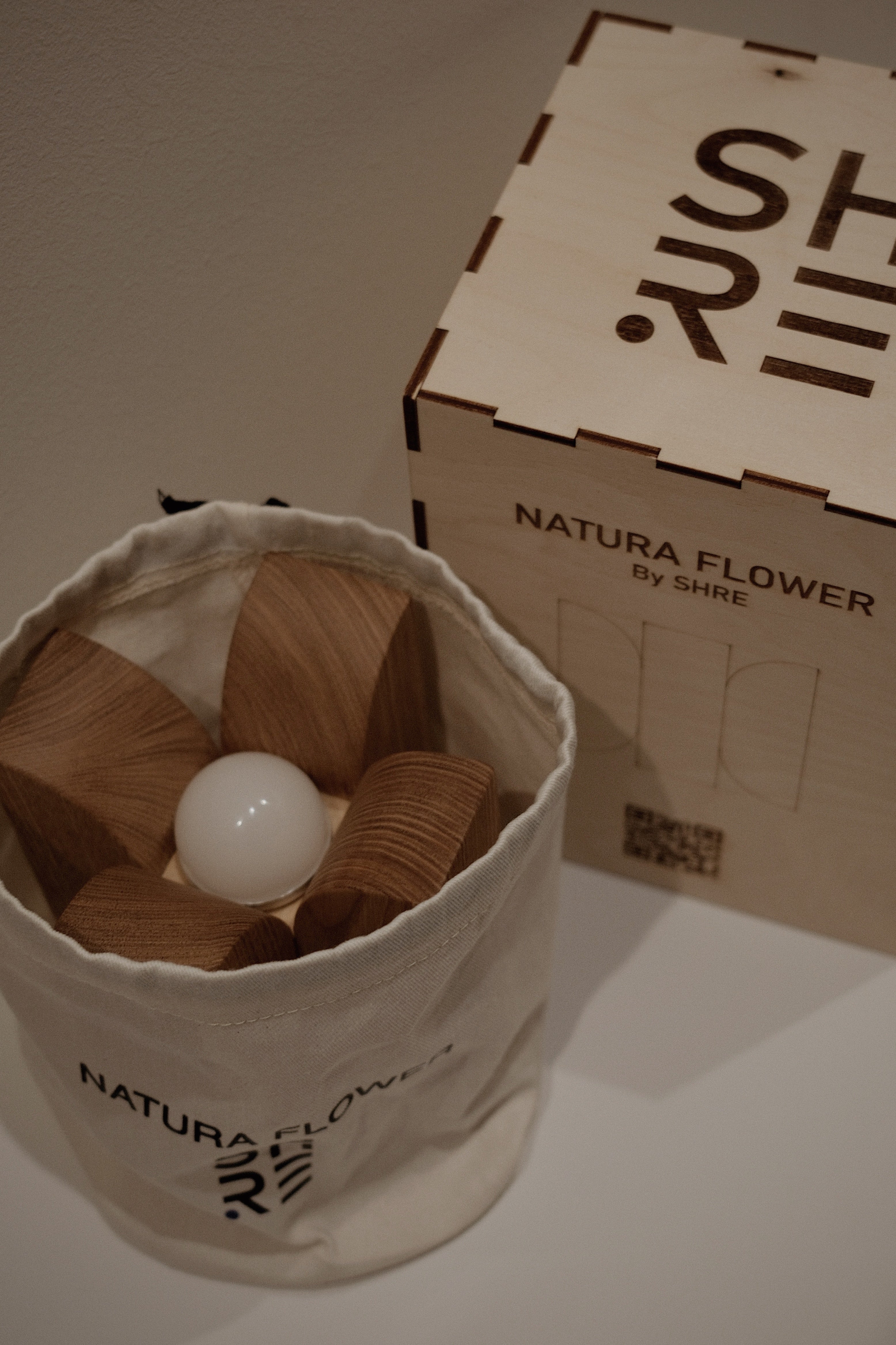 NATURA Flower Wireless Light
