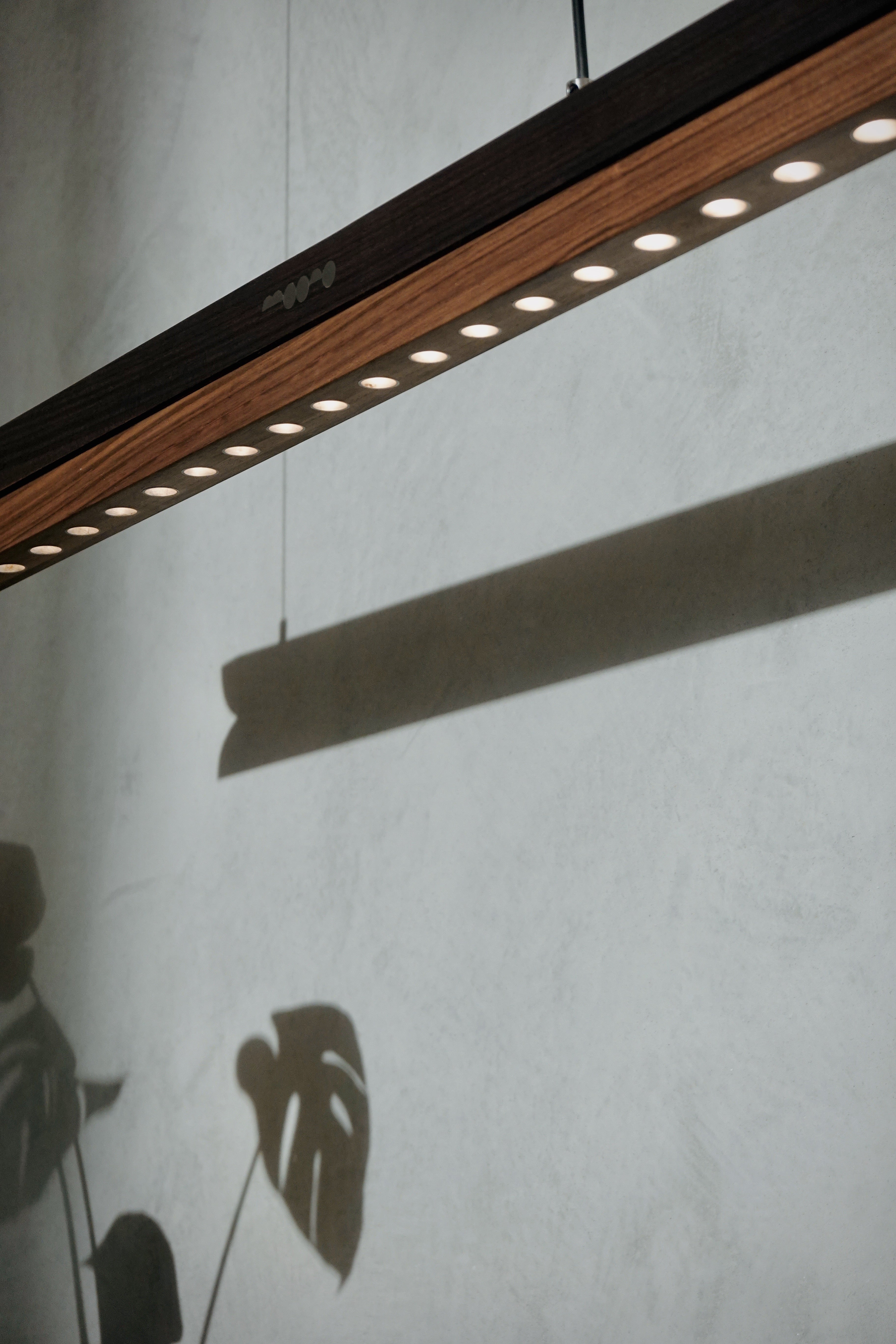 MOONO Sliding Pendant Light